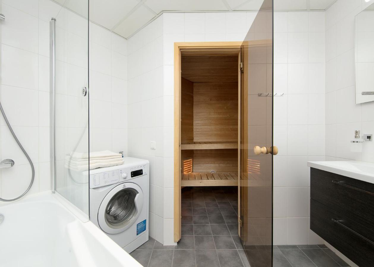 Cozy Lootsi With Sauna And Balcony - Centre * Талин