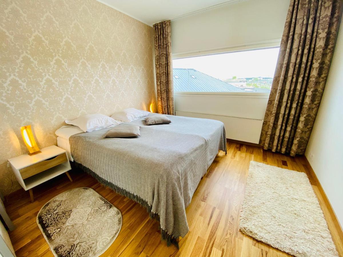 Апартамент Cozy Lootsi With Sauna And Balcony - Centre Талин